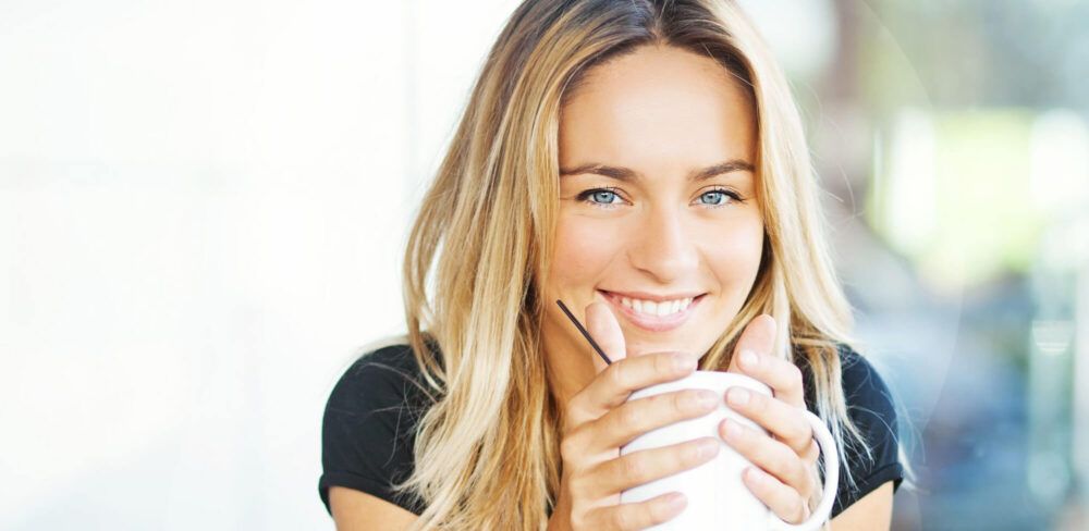 adult woman wonders about veneers vs braces