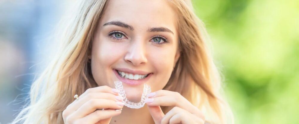 Invisalign® buttons vs. attachments